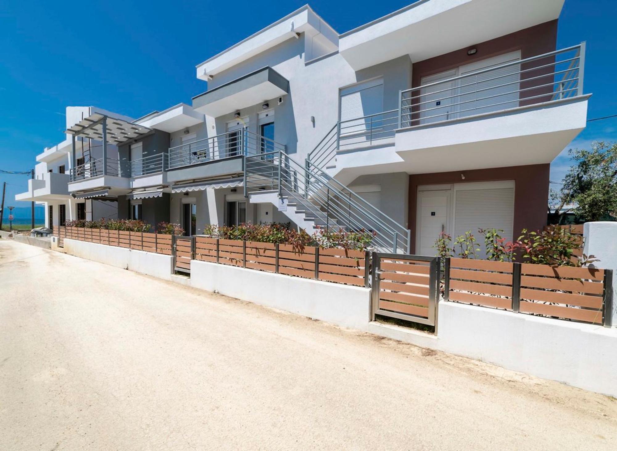 Aphrodite Residential Complex Ofrínion エクステリア 写真